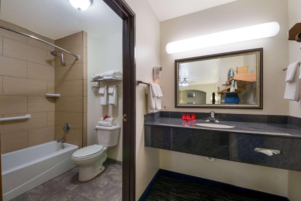 Hotel Surestay By Best Western Falfurrias